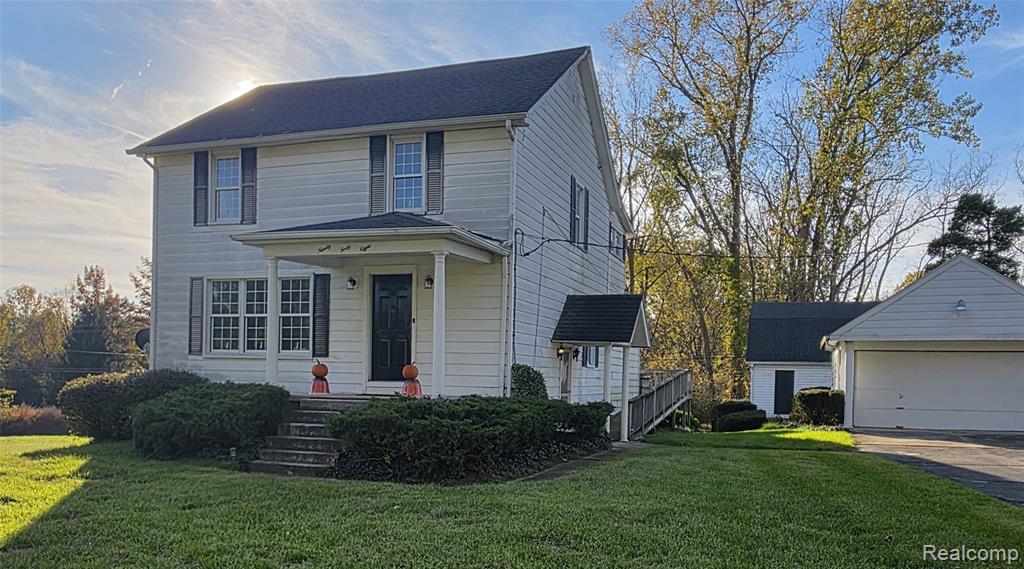 9048 Stoney Creek Road — photo