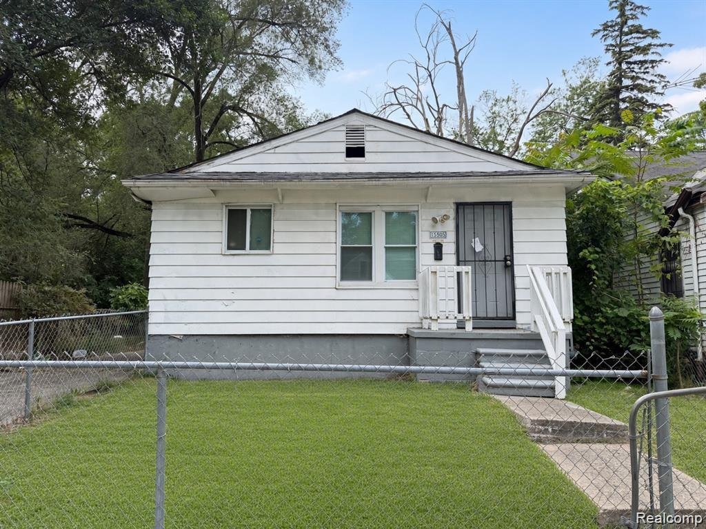 15905 Westbrook Street — photo