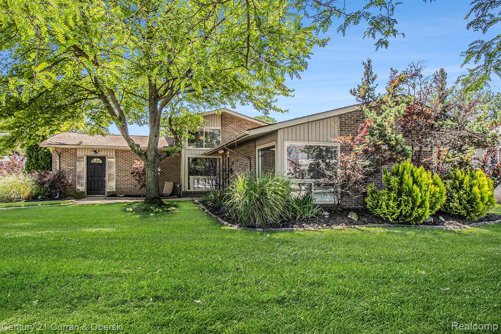 30107 Mason Street — photo