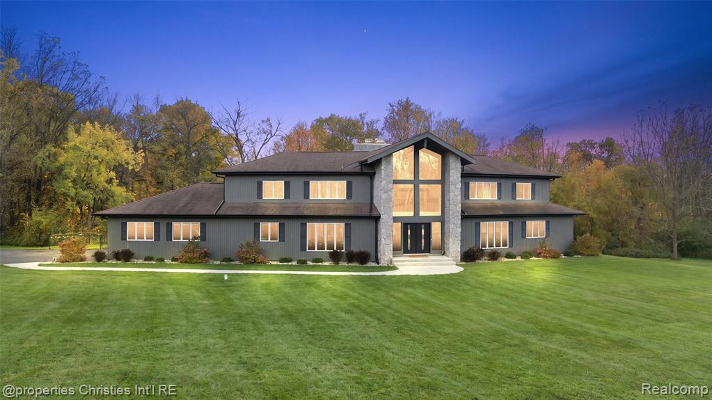 9551 Oak Pointe Lane — photo