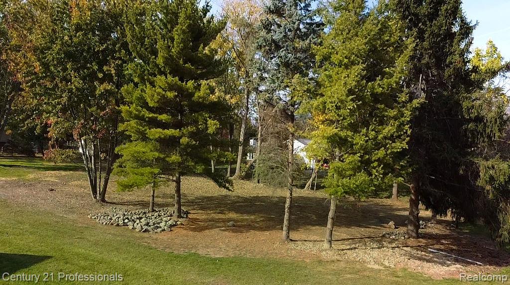 494 John R Road, Rochester Hills, MI 48307 — photo 3