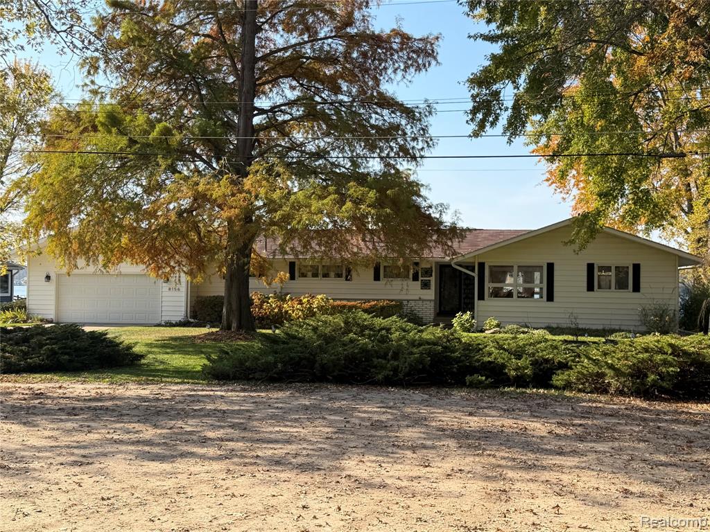 8156 Riverside Drive — photo