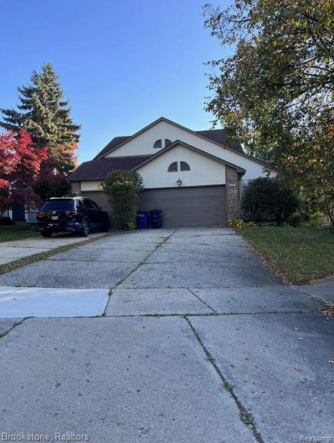 473 Village Oaks Court — photo