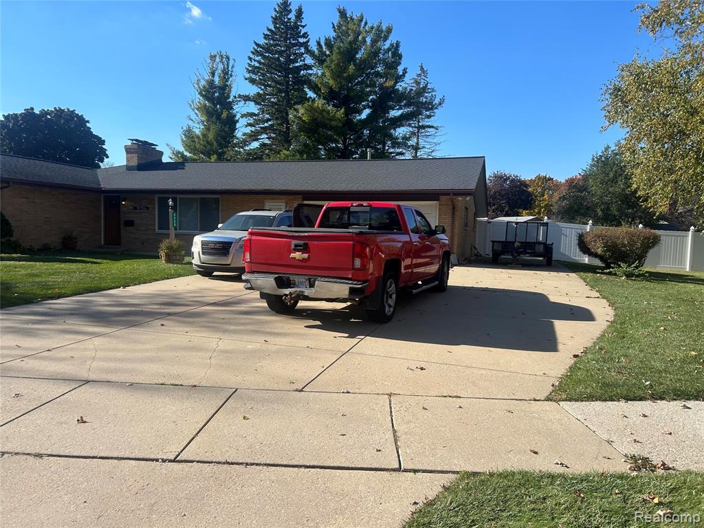 2325 Kipling Drive — photo