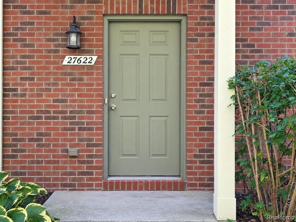 27622 Hidden Oaks Drive — photo
