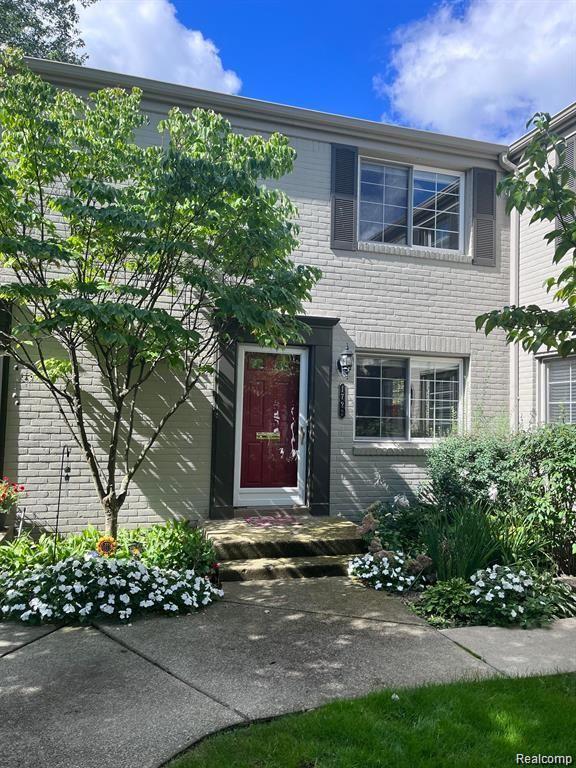 1722 Graefield Road — photo