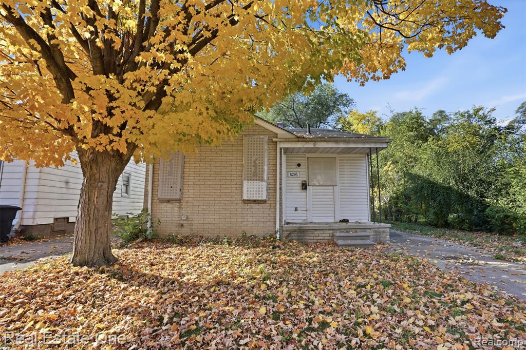 8295 Terry Street — photo
