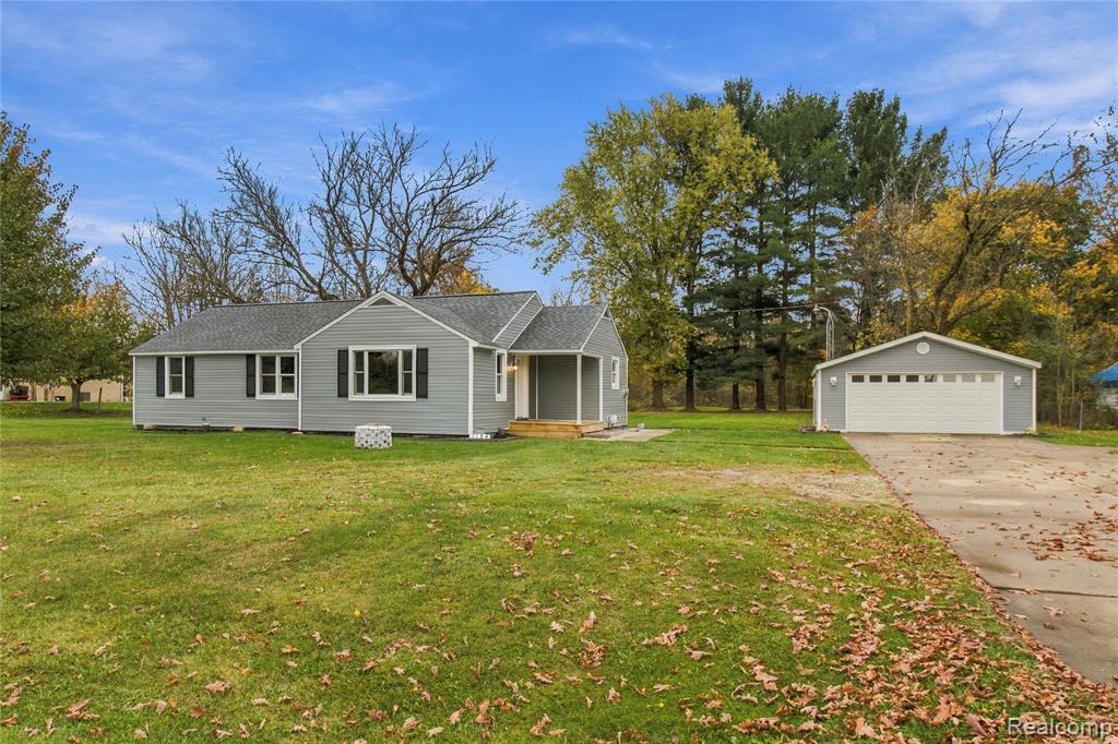 5184 E Mount Morris Road — photo