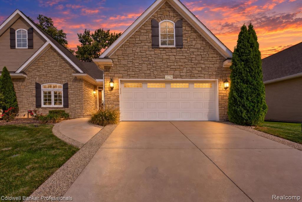 12270 Worthington Court — photo