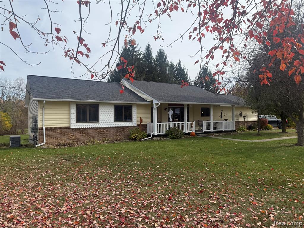 4619 Gregory Road — photo