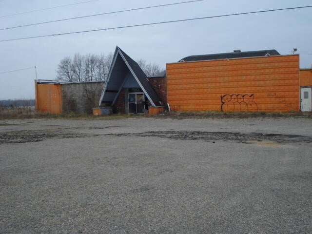 6055 N M 99 — photo