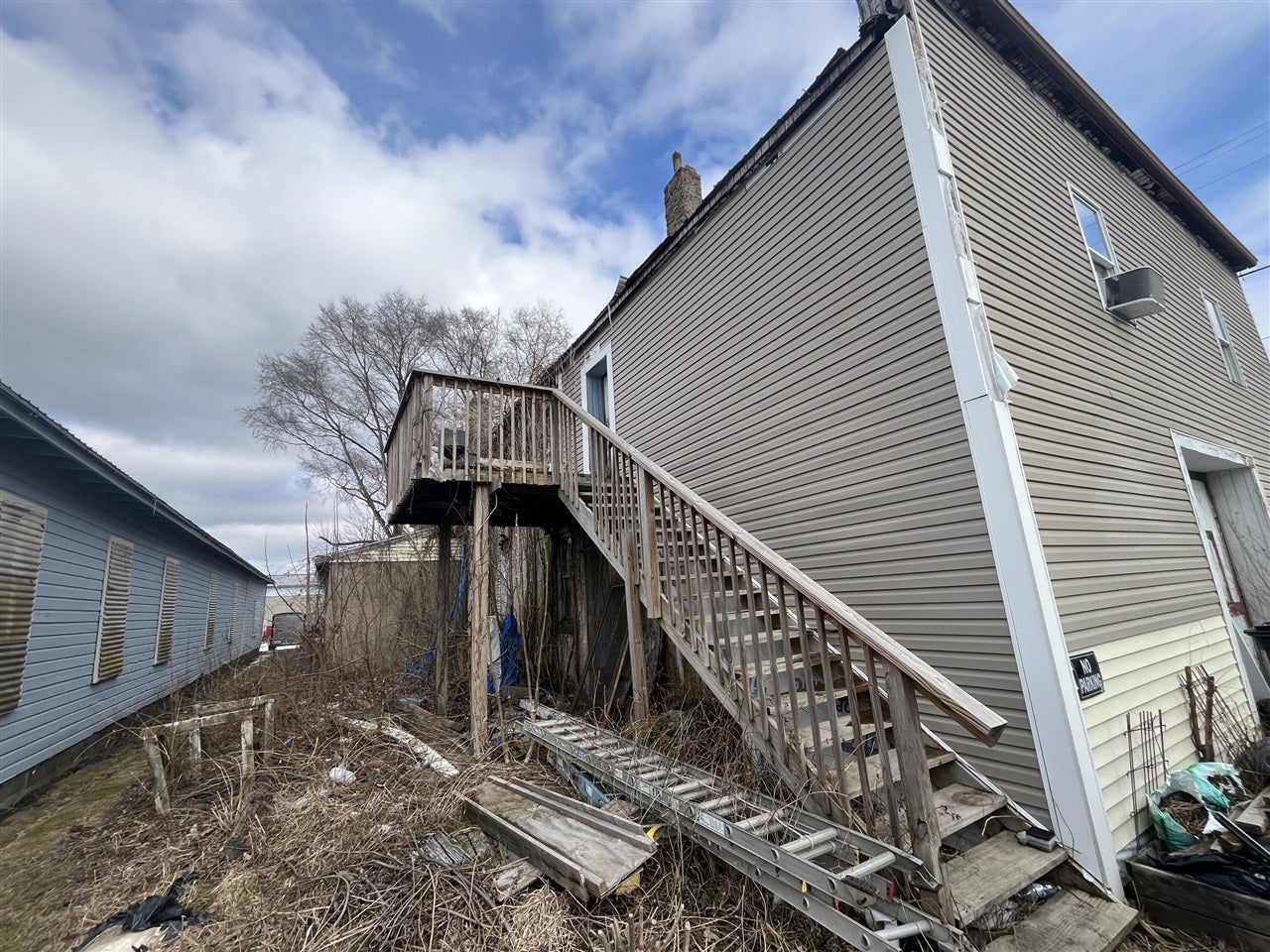 4 W Linden Street — photo