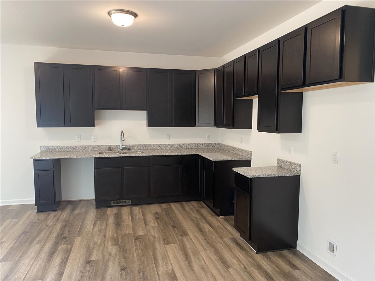 1050 Rebecca Street 18 — photo
