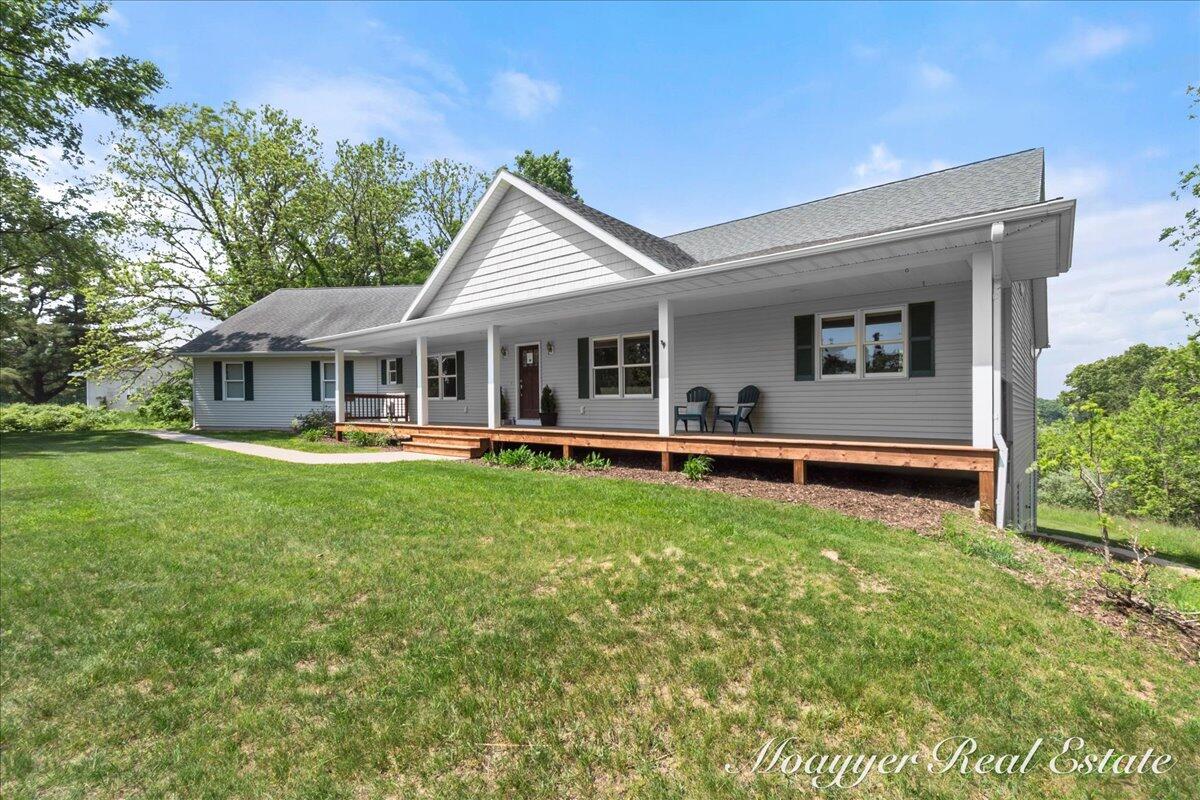 10245 Lincoln Lake Road — photo