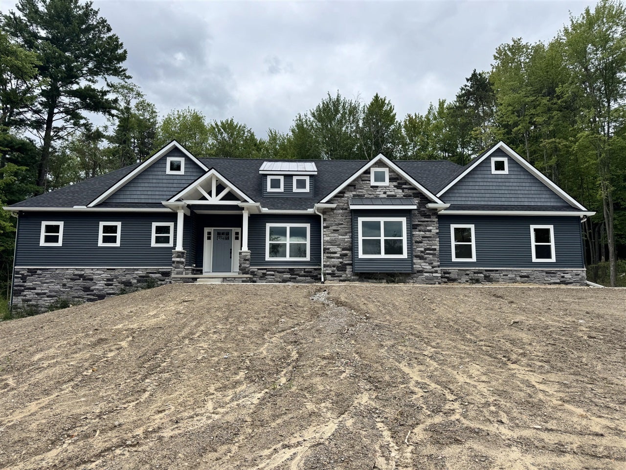 9931 White Tail Drive — photo