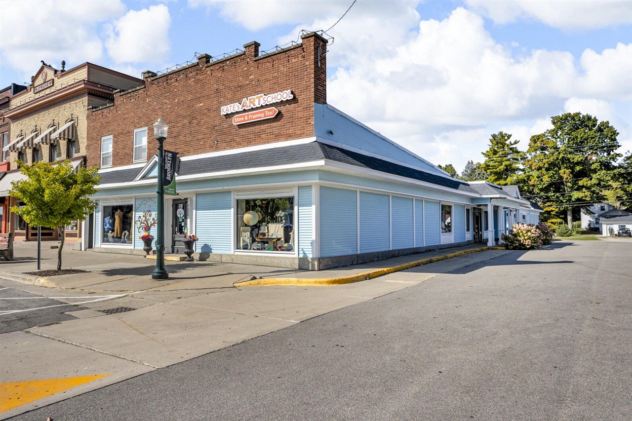 132 N Main Street — photo