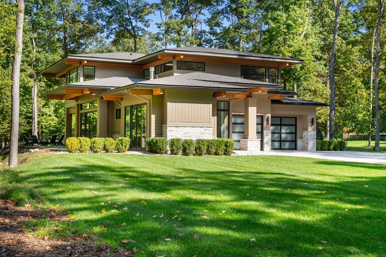 6 N Country Club Drive 6 — photo