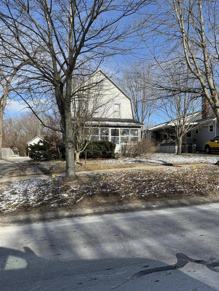 421 E Main Street — photo