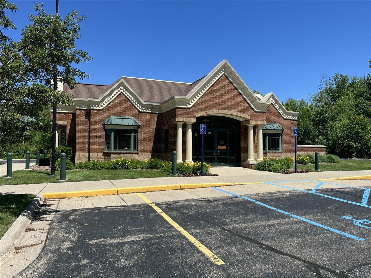 815 E Main Avenue — photo