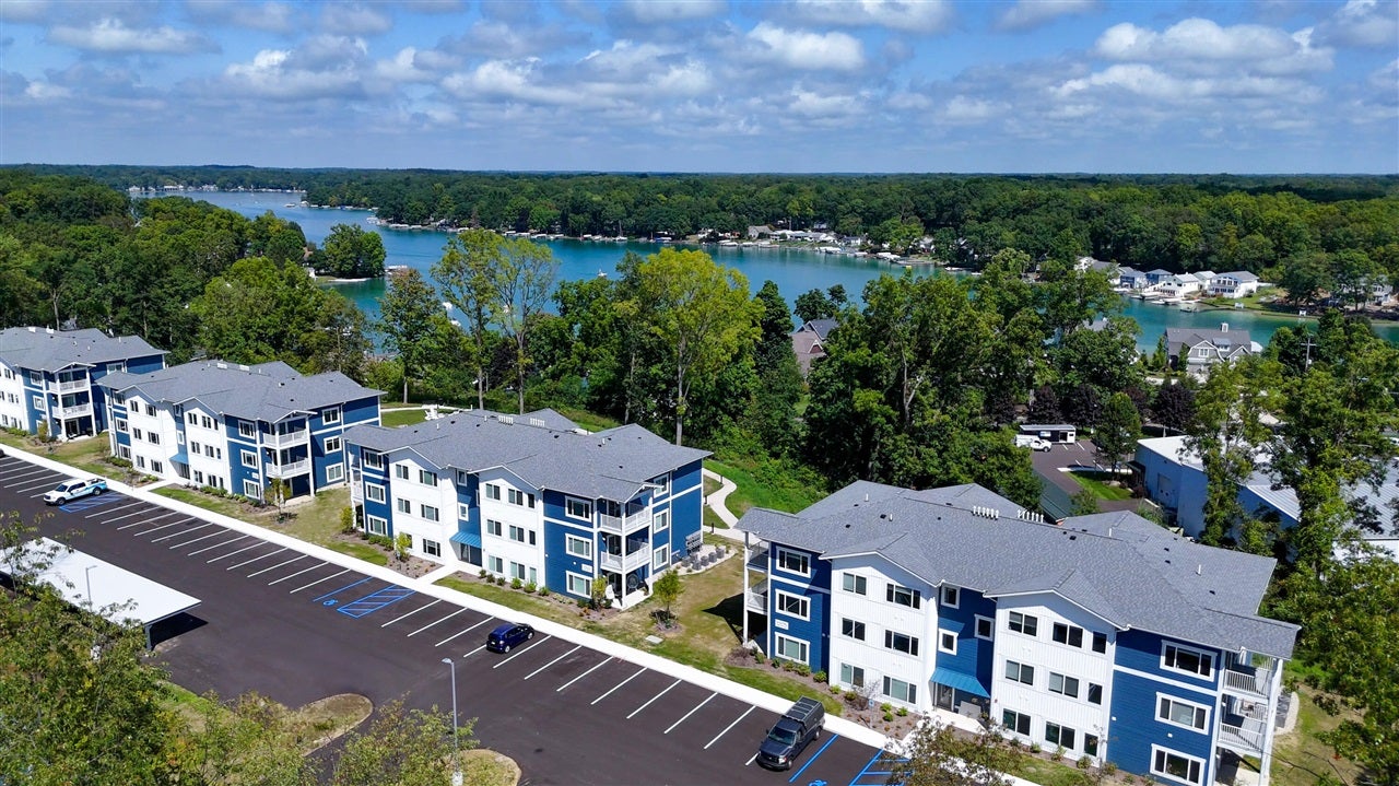 12135 M-89 Unit: 2 / Bldg: 12135 — photo
