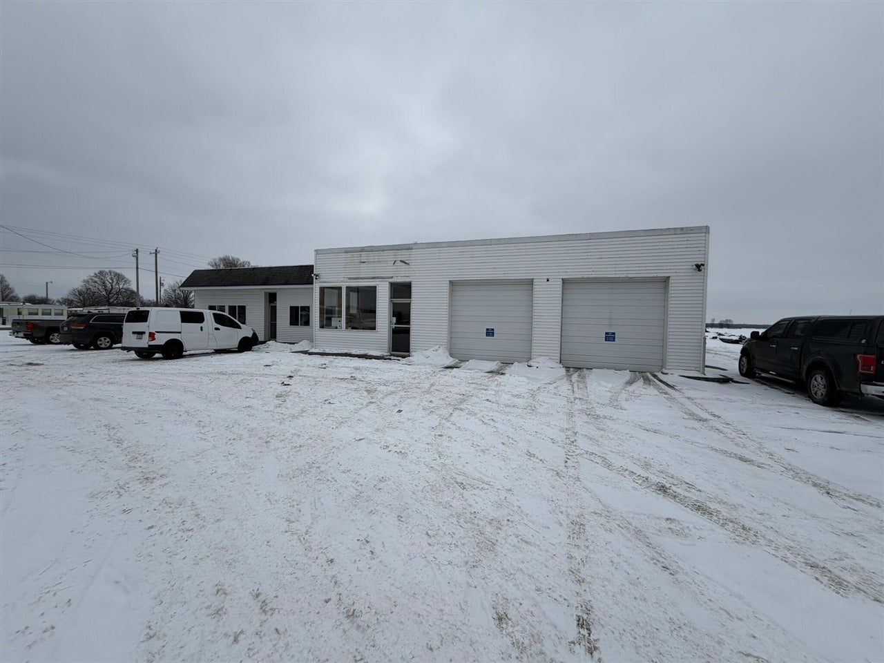 24977 US-12 — photo