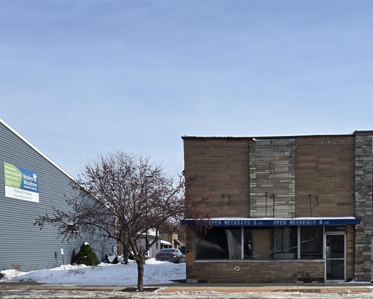 127 S Main Street — photo