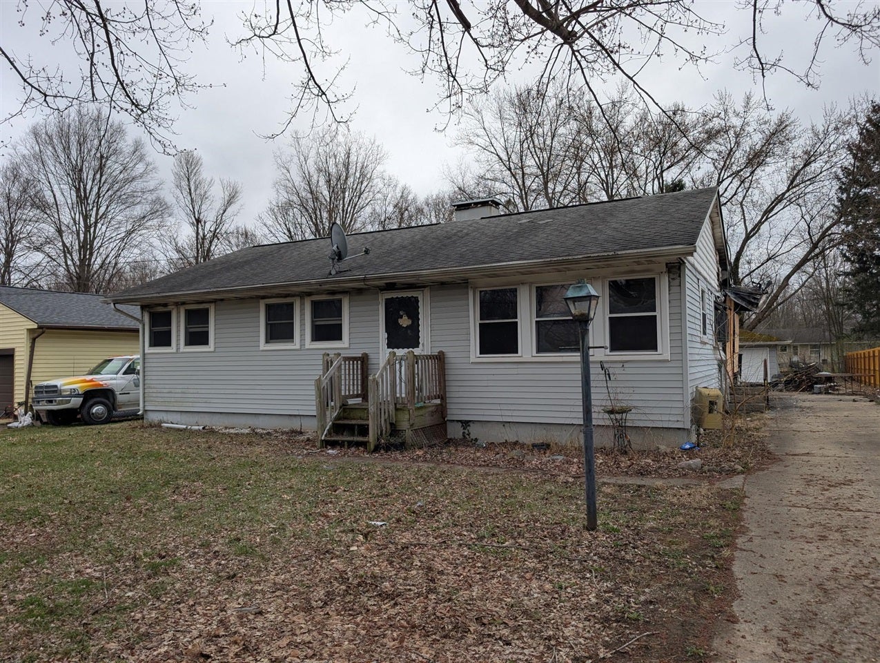 109 Bradley Drive — photo