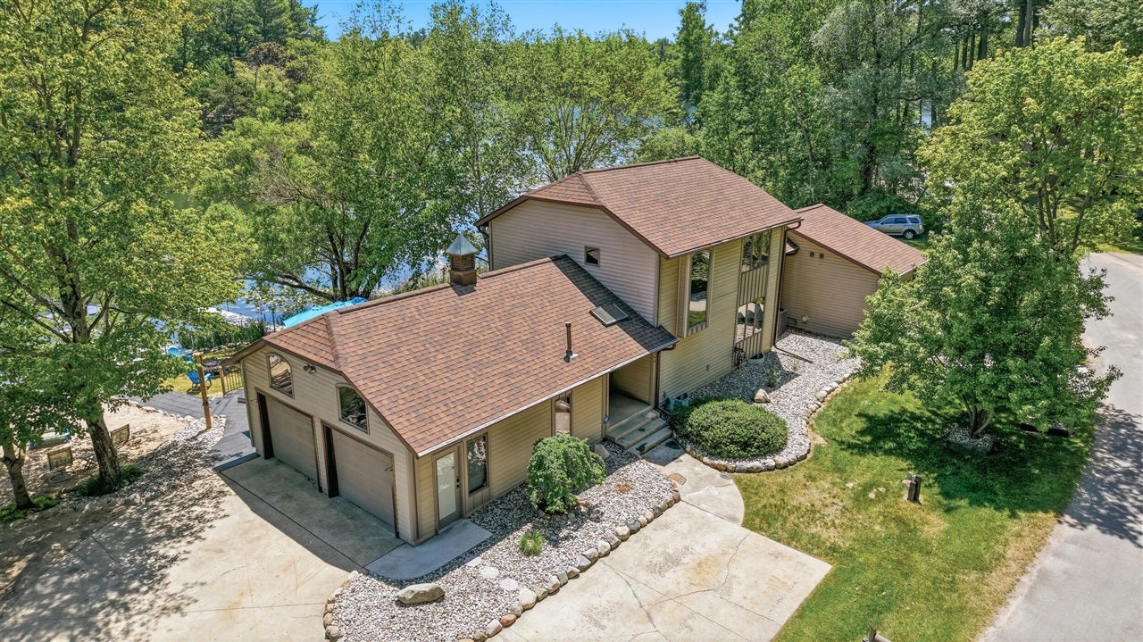 360 W Baldwin Lake Drive — photo