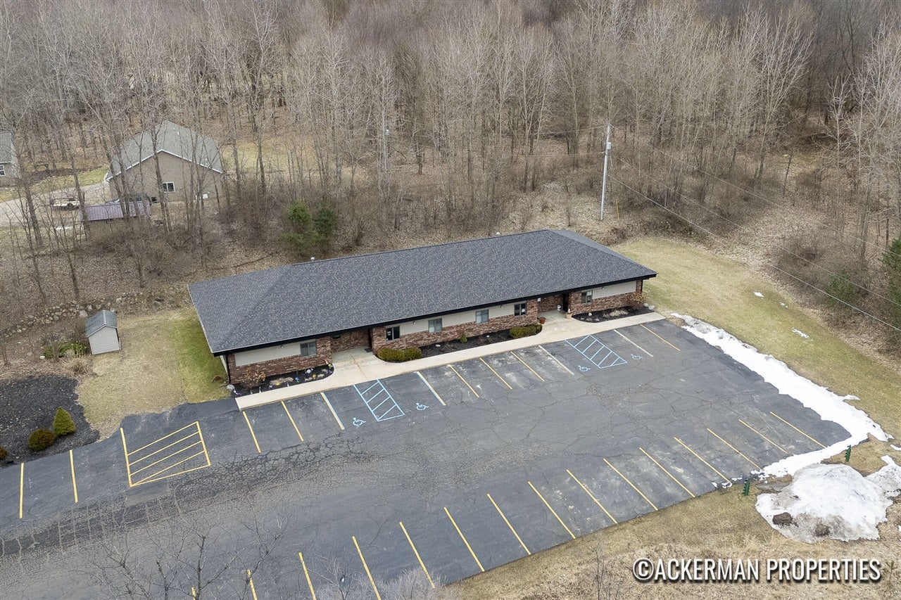 450 Meadow Run Drive — photo