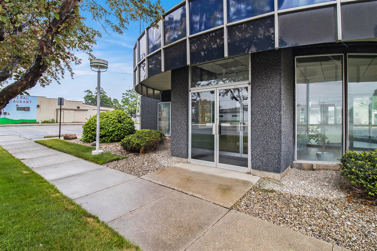 2351 E US 10, Custer, MI 49405 — photo 2
