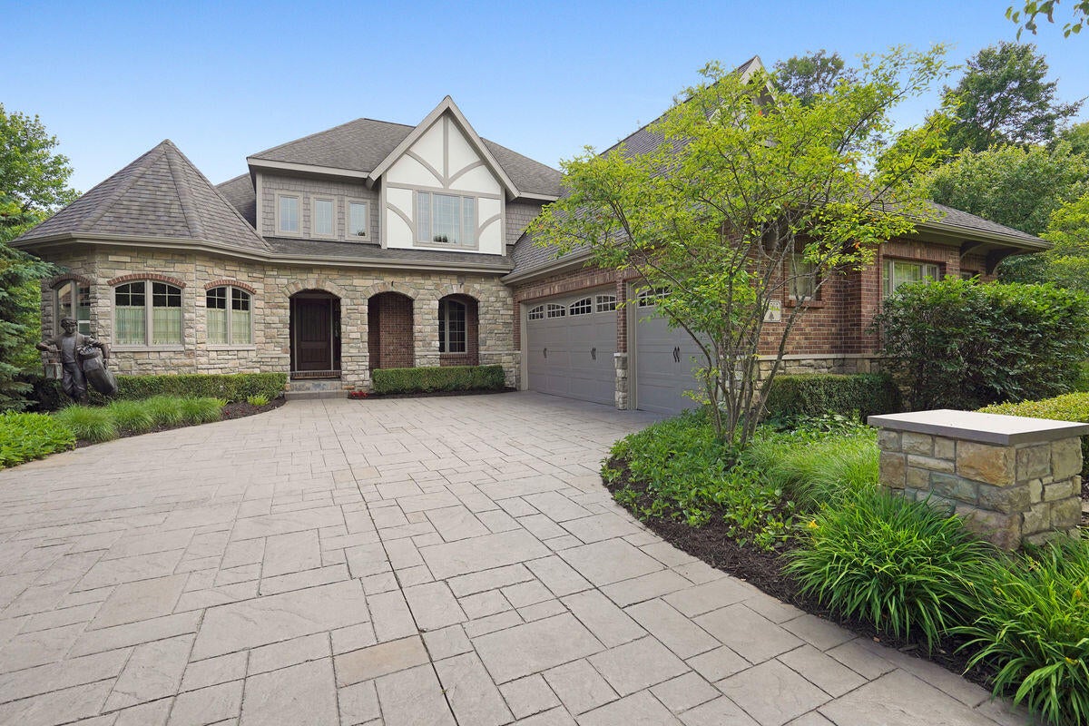 11565 Wellington Court — photo