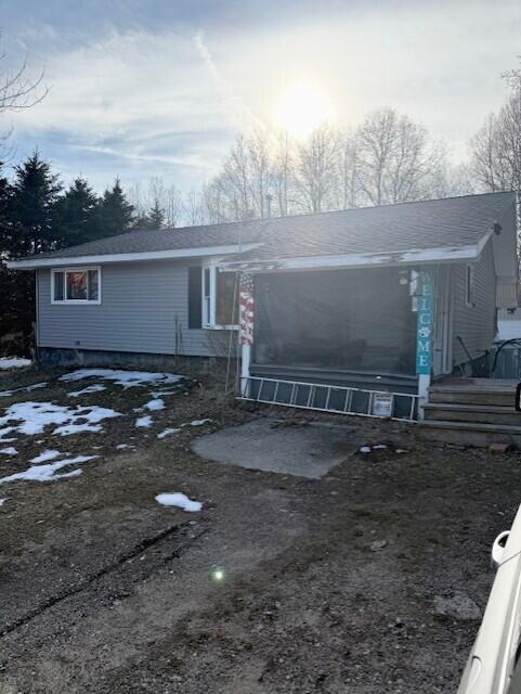 5297 N Hughes Avenue — photo