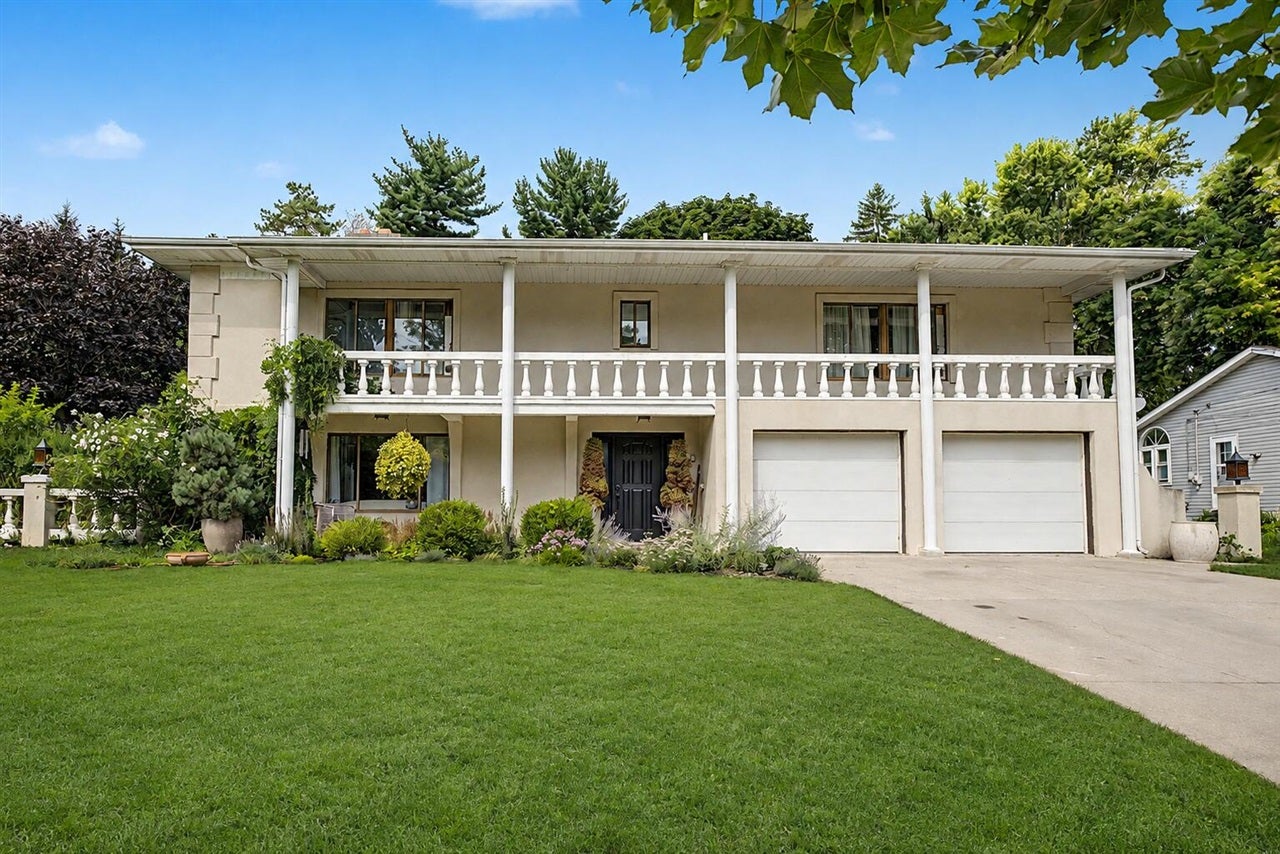 1217 El Camino Drive — photo