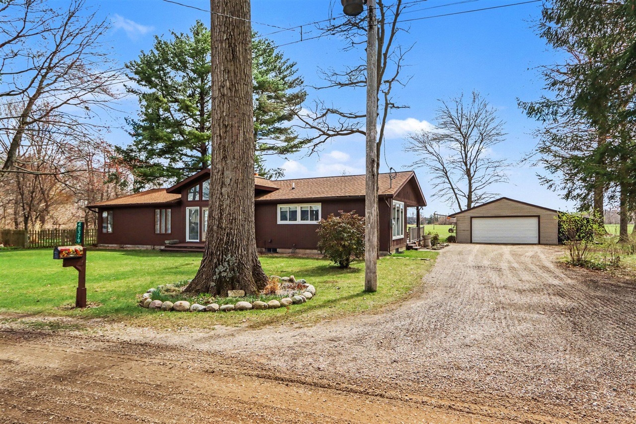 48379 Hill Drive, Decatur, MI 49045 — photo 3