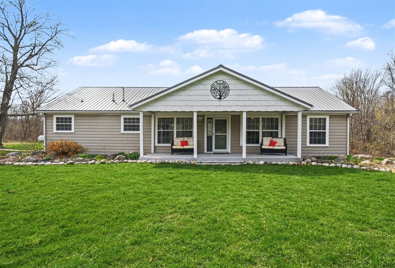 45284 Co Rd 703 — photo