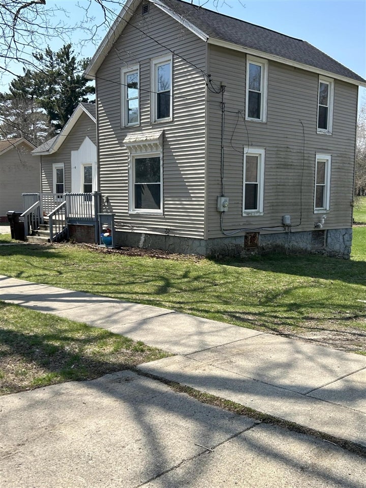 714 N Maple Grove Avenue — photo