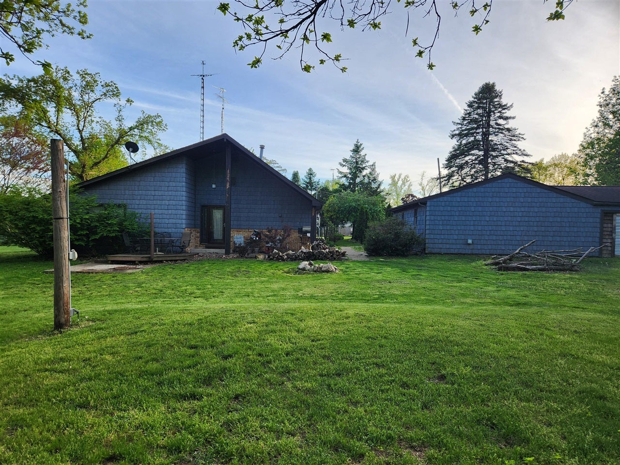 28573 Maystead Road — photo