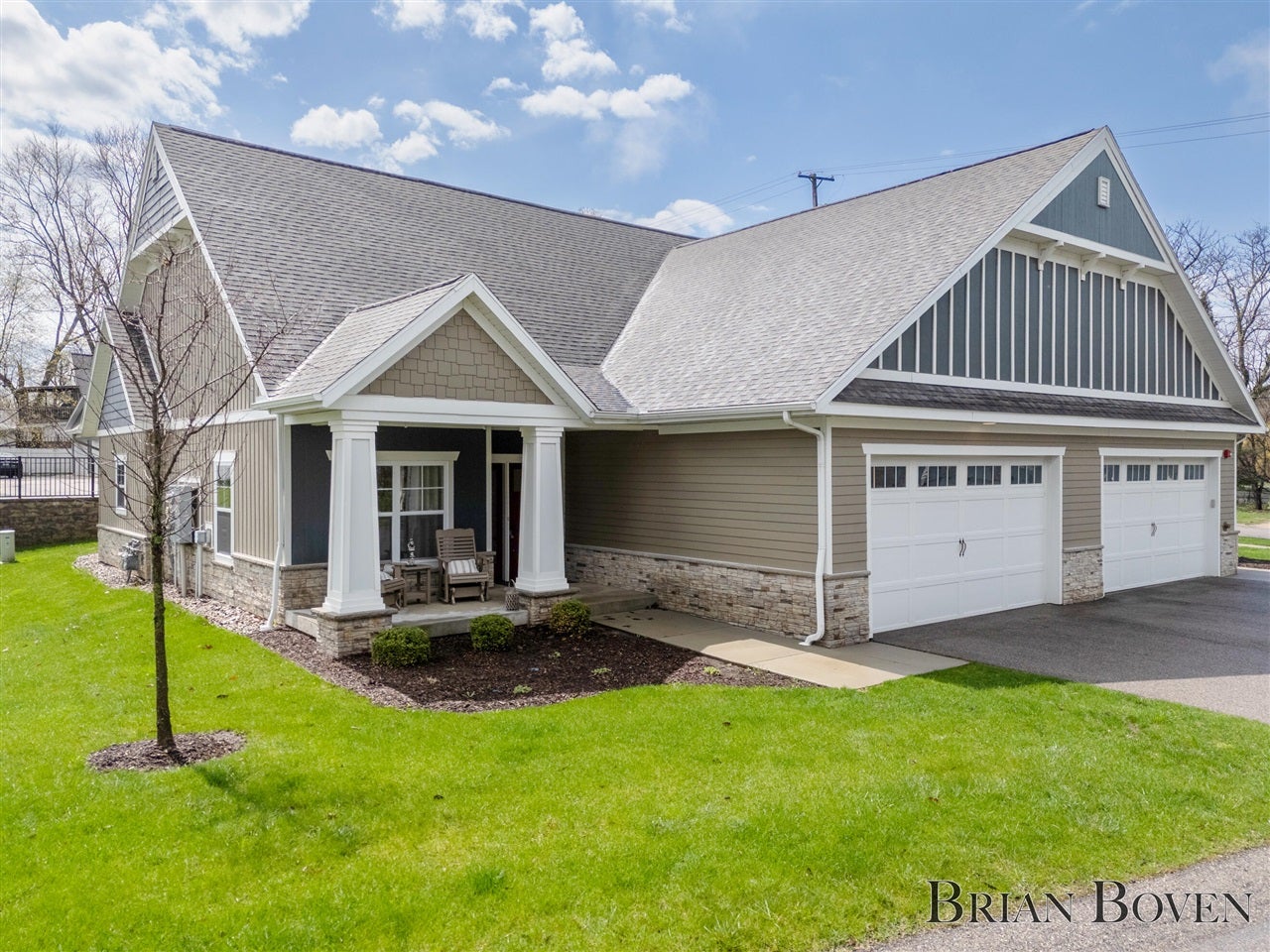 148 Tamarack Lane 2B — photo