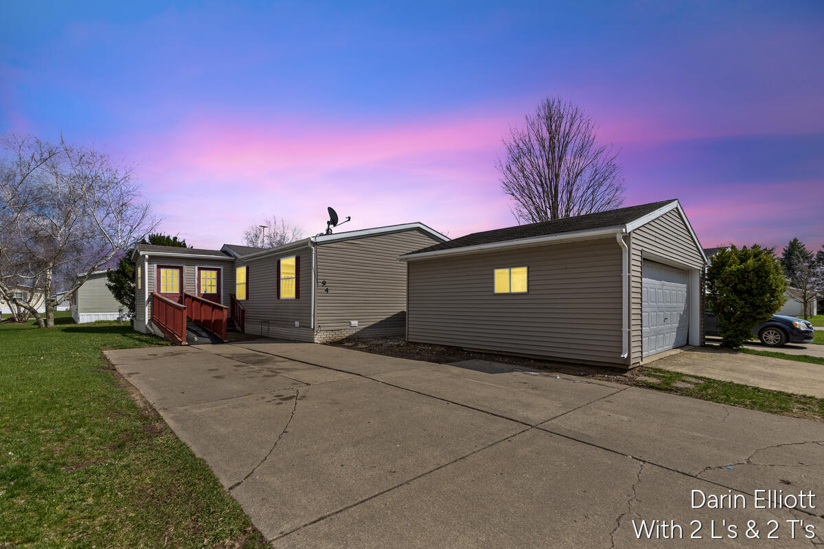 360 E Tuttle Road #94, Ionia, MI 48846