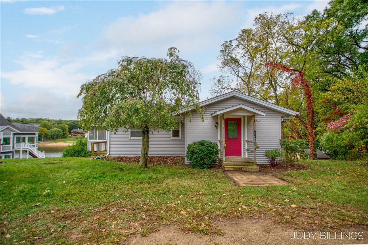 6342 Old Allegan Road — photo