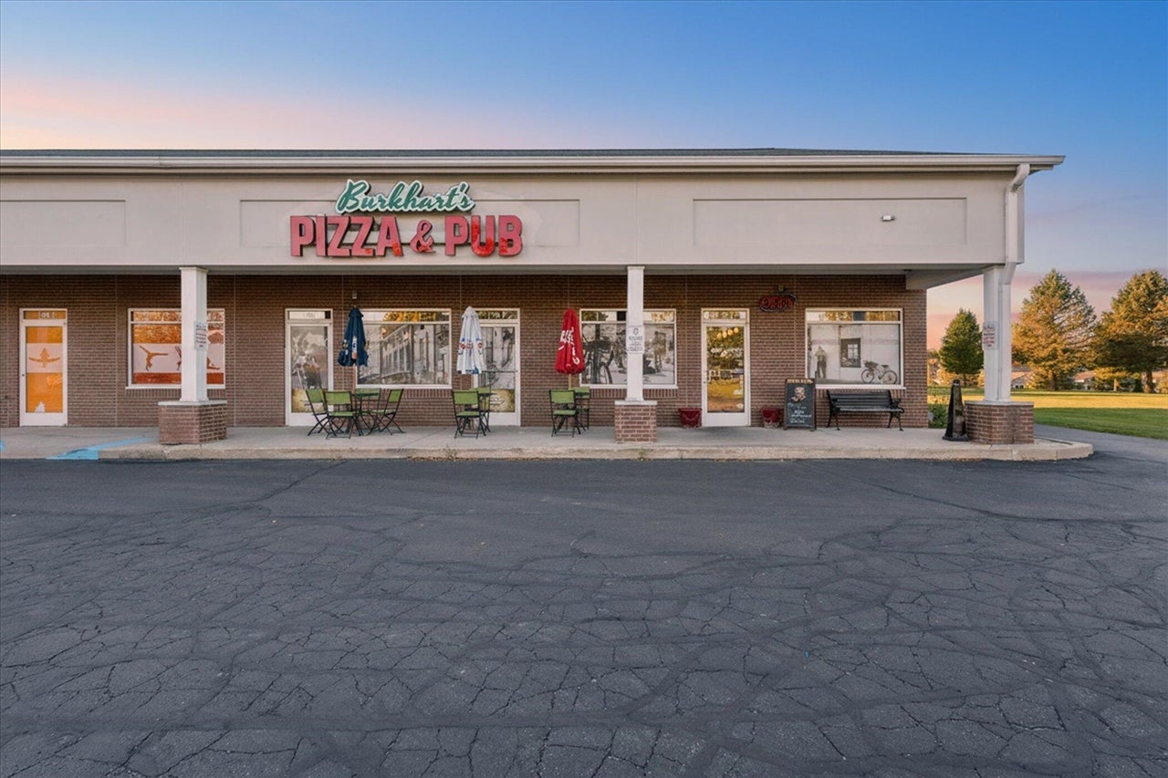 7851 Spring Arbor Road 24-26 — photo