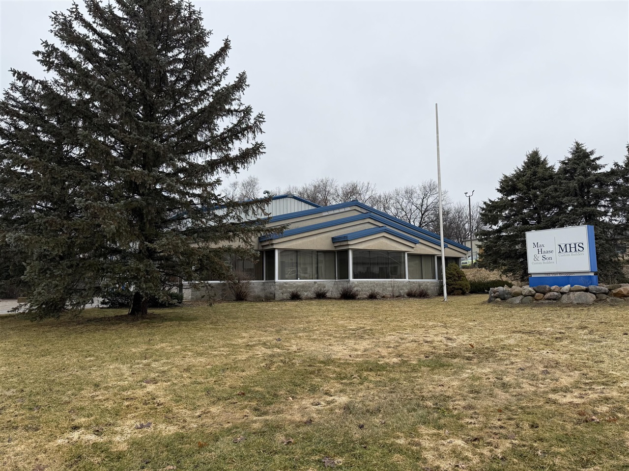 192 Van Bruggen Street — photo