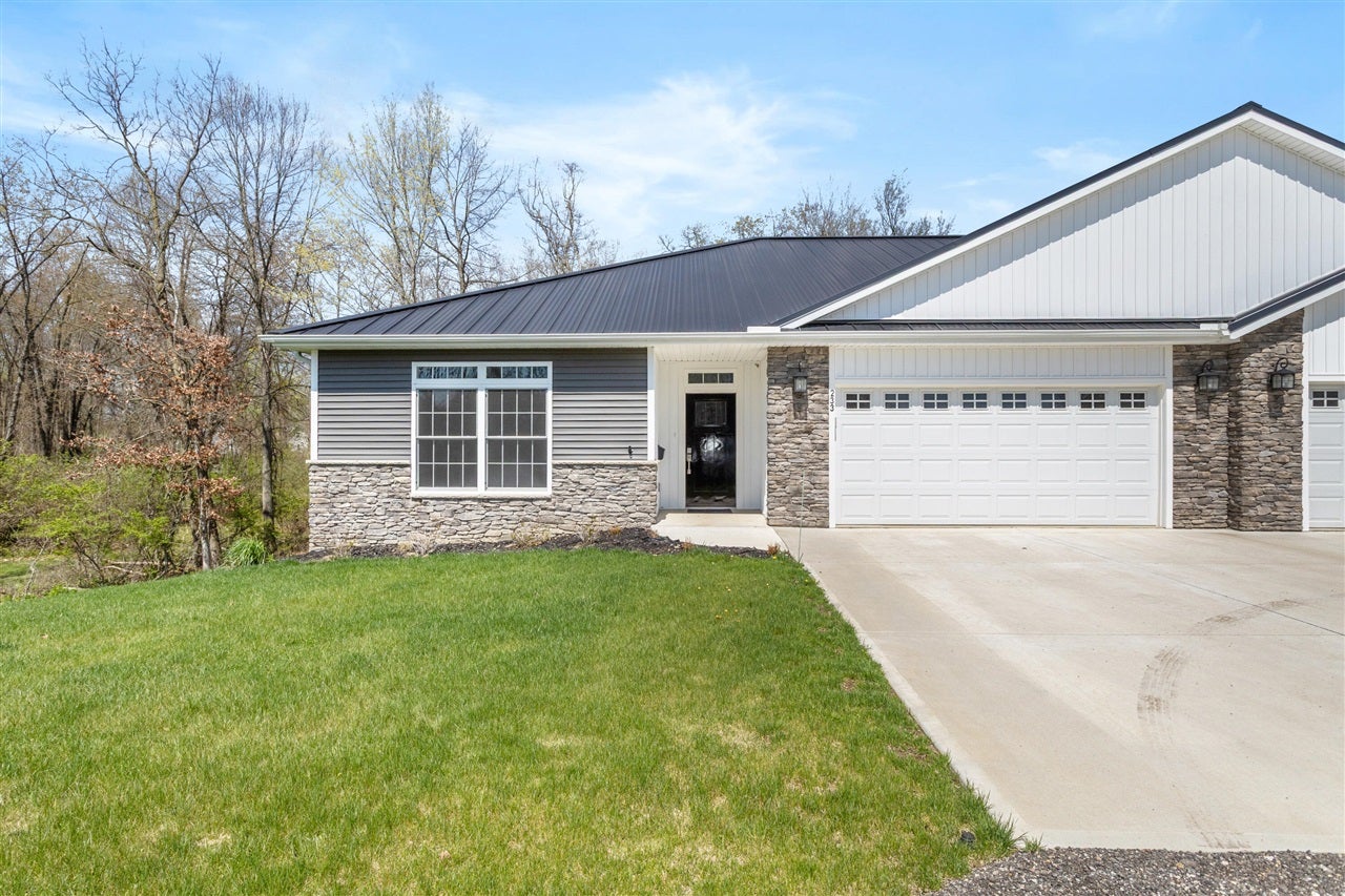 233 Auseon Court — photo