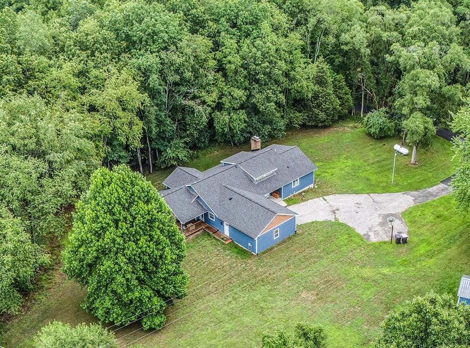 8300 Grand River Drive — photo