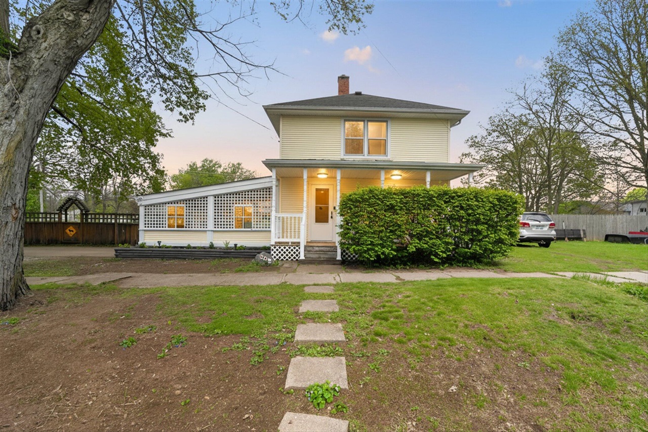 308 James Street — photo