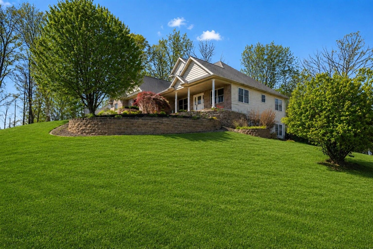 2112 Scenic Hills Drive — photo
