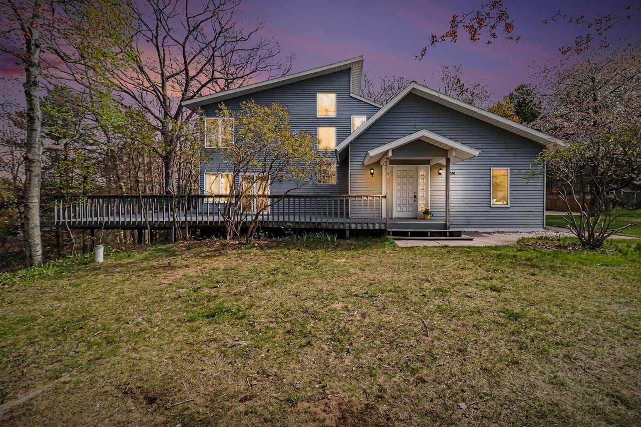 8240 W Stony Lake Road — photo