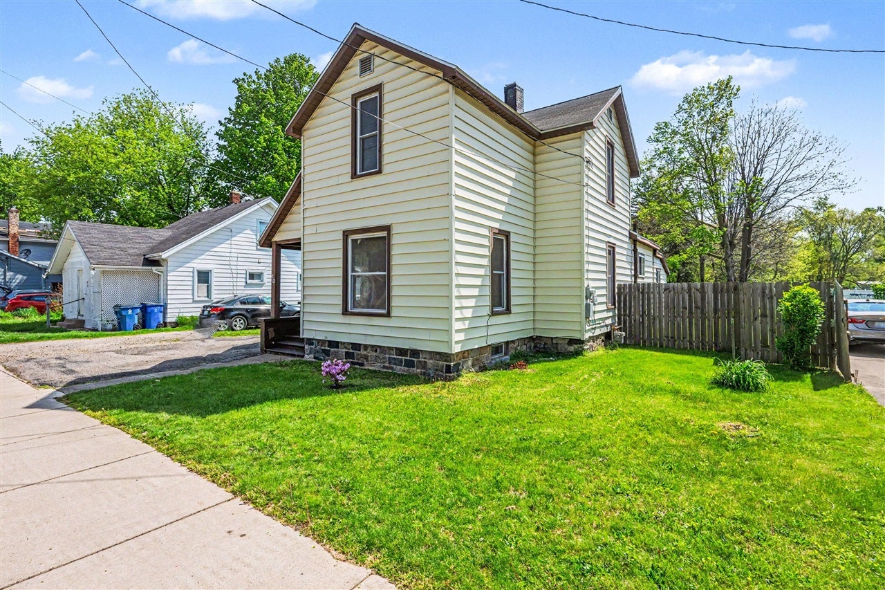 59 S Jefferson Street — photo