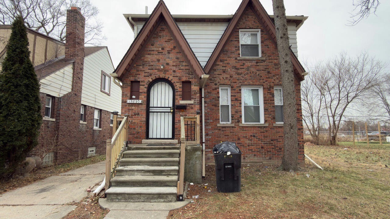 15890 Evanston Street — photo