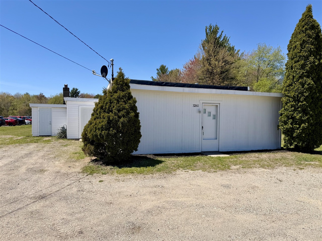 3261 Whitehall Road — photo